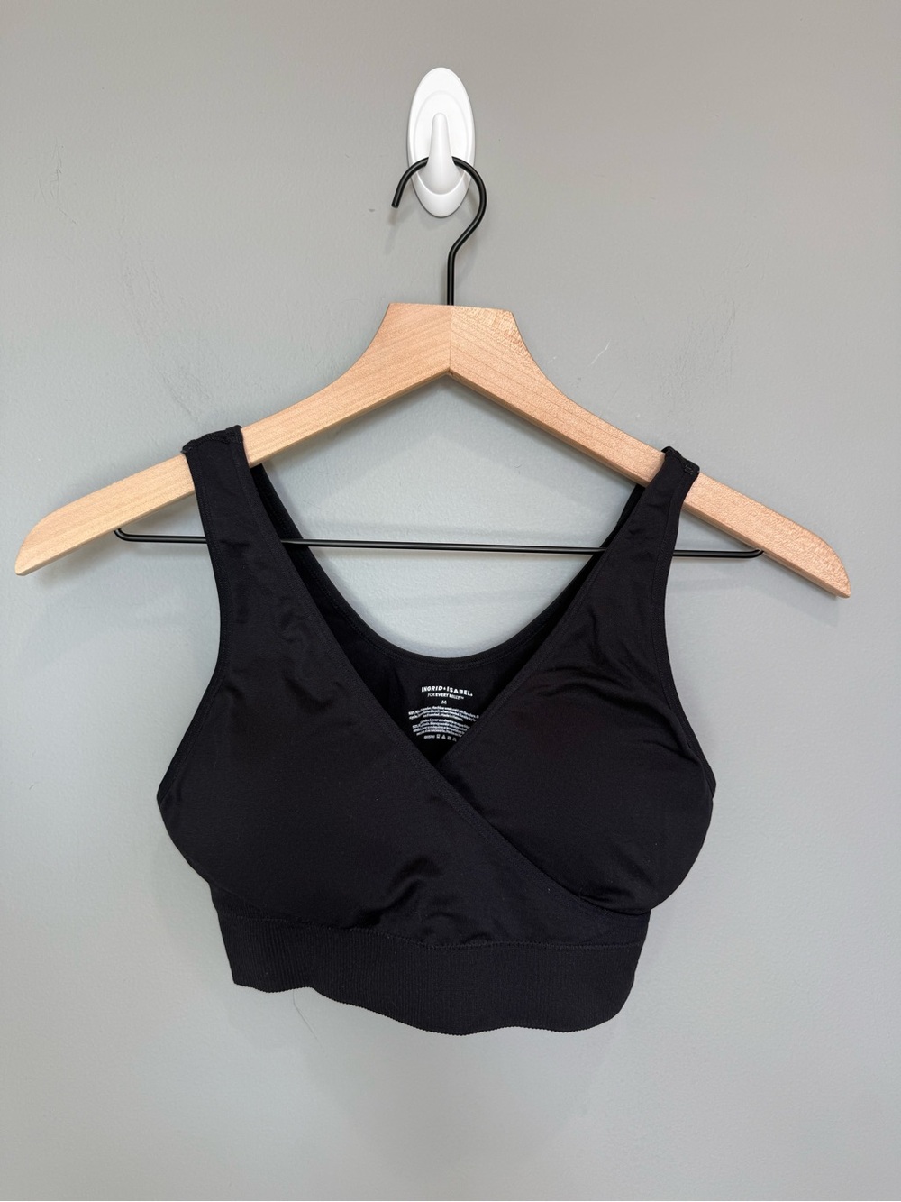 Ingrid & Isabel Maternity Nursing Sleep Bras Bundle Size M Black & White